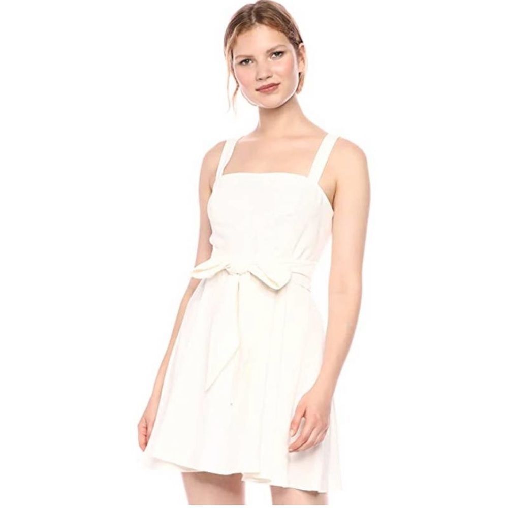 BCBGeneration Sleeveless Strap Fit & Flare off white Bow Dress size 0
